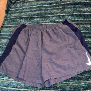 Nike Mens Heather Gray Athletic Shorts with Navy Side Panels Size M